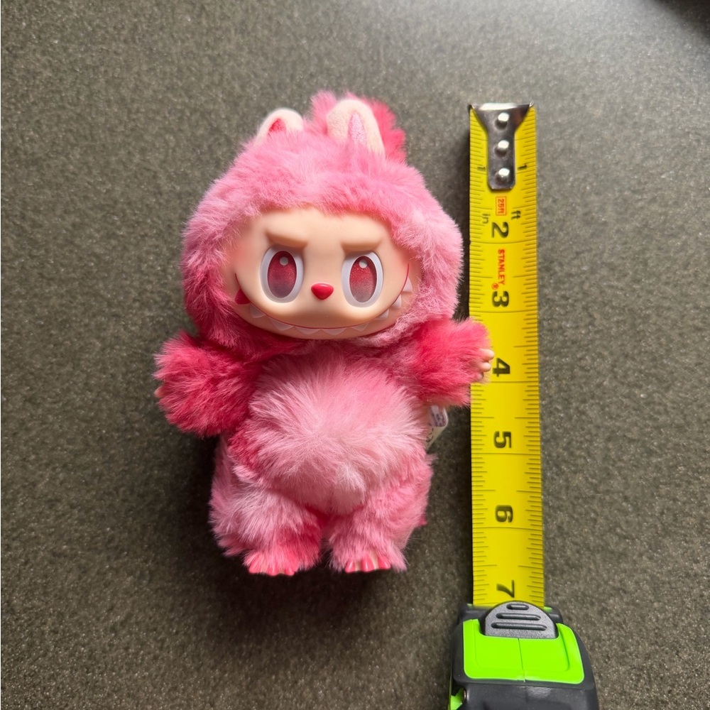 Big into Energy Love Plush Labubu - Picture 6 of 6